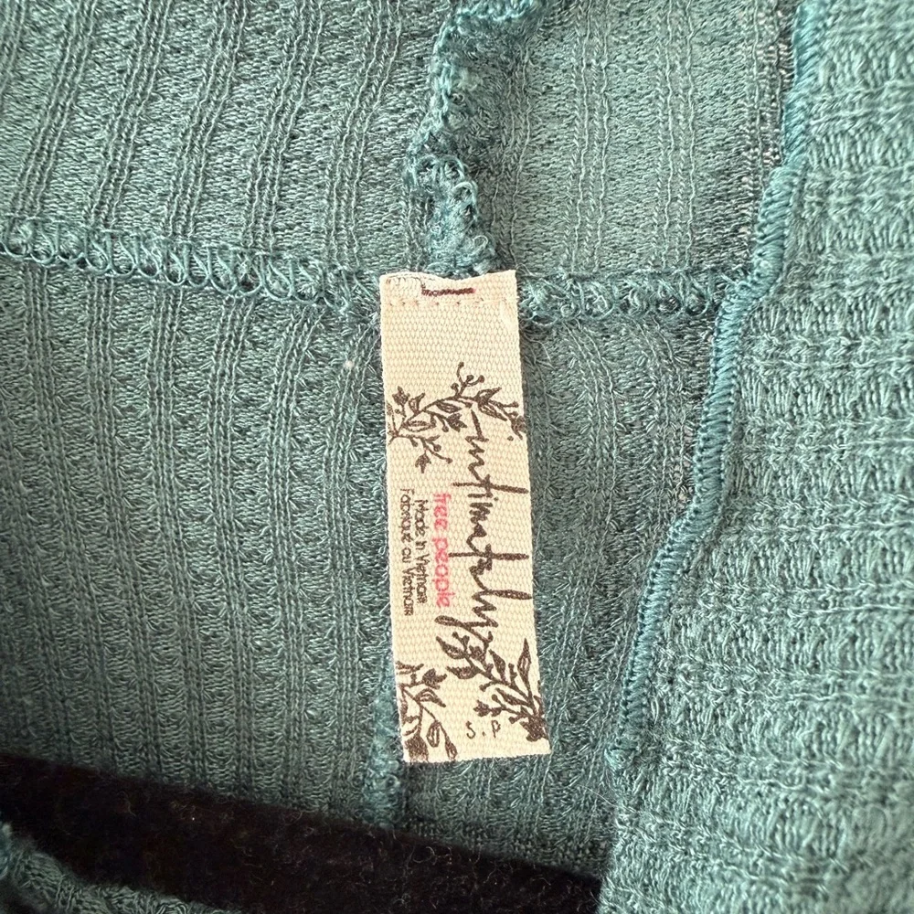 Free People intimately Make it easy‎ thremal